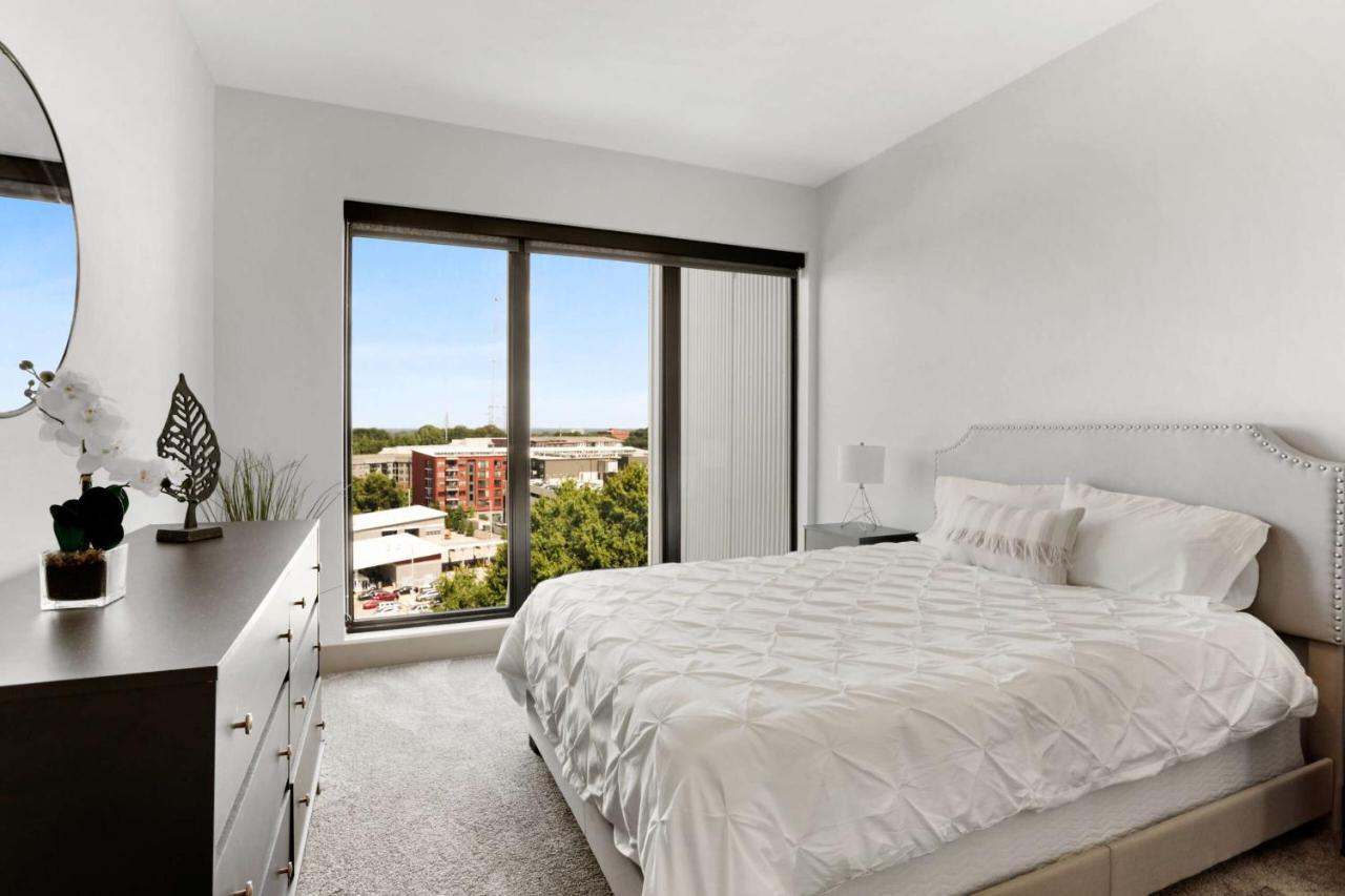 Luxury Apt In West Midtown Атланта Экстерьер фото